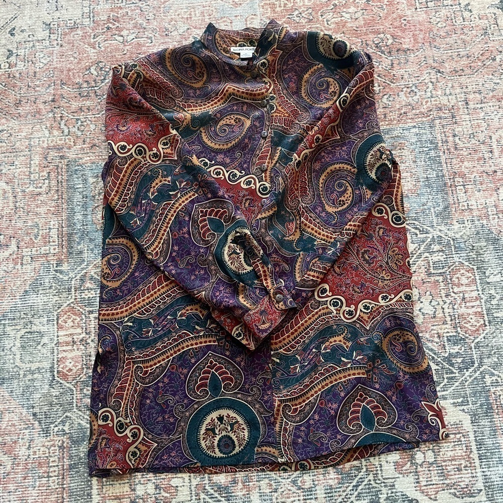 Vintage Regina Porter 100% Silk Long Sleeve Button down size Medium - Picture 2 of 7